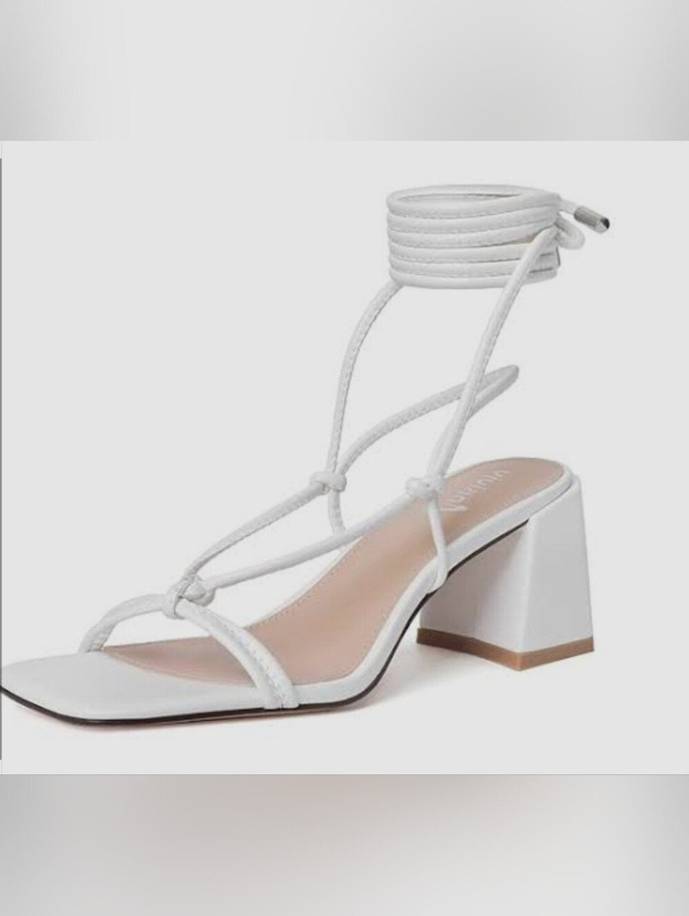 NEW (No tags) White Lace Up Heels Size 10. Vivianly.